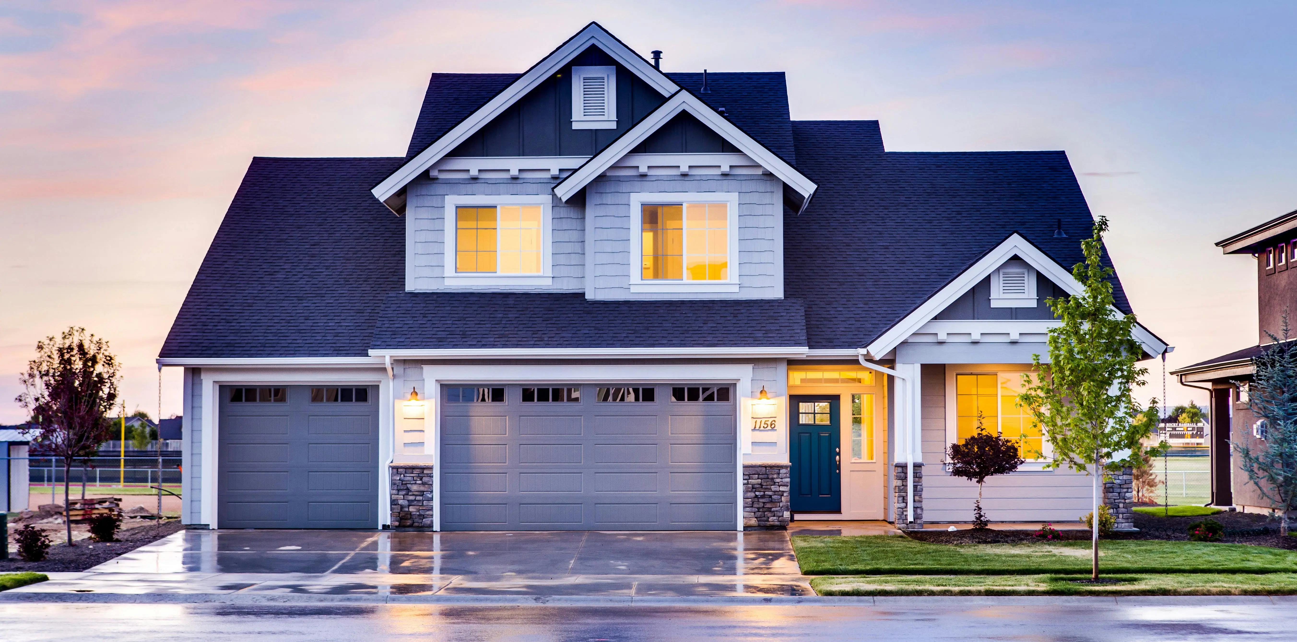 House with garage